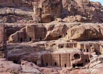 Marek Seweryński na wycieczce do Radia Gdańsk mówi o egztycznej Jordanii