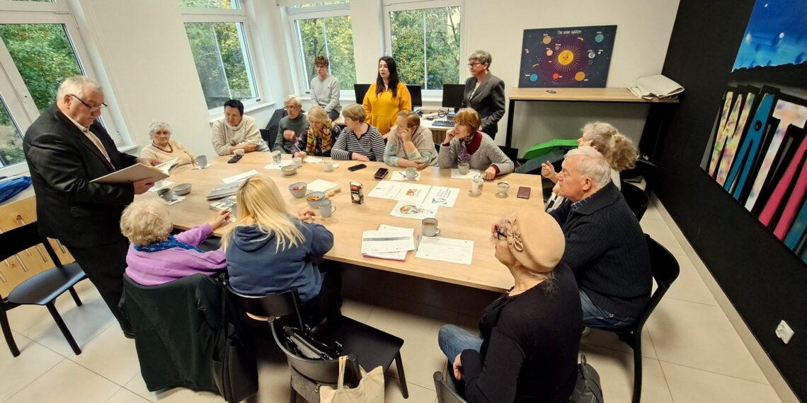 Wojenna trauma, 300 złotych emerytury, brak znajomych ludzi i swoich miejsc