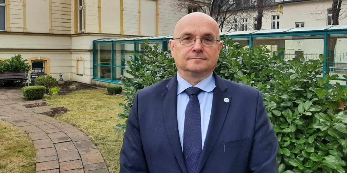 Prof. Jacek Kot z GUMed o tlenoterapii: Więcej tlenu nie zawsze znaczy lepiej