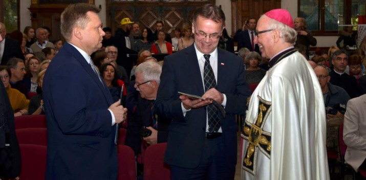 Zakon Krzyżacki jeszcze istnieje. Nasz reporter rozmawia z wielkim mistrzem