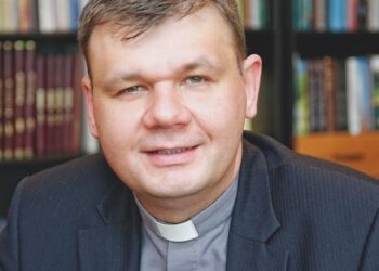 Zaczęło się od Biblii Gutenberga, teraz w Pelplinie drukują modlitewniki. Kto potrzebuje starej książeczki do nabożeństwa?