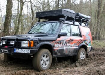 Prawdziwe życie to spanie pod gołym niebem i jazda z dala od utartych szlaków