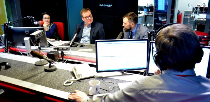 Jak połączyć wakacje z pracą? „Nowe technologie na to pozwalają”