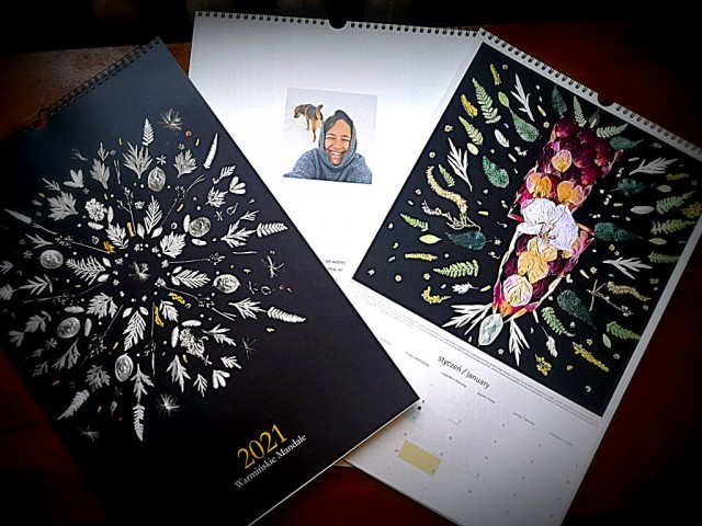 Kalendarz na rzecz psów, mandale dla ludzi i życiowe eksperymenty artystki