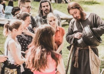 Na rynku w Oliwie kupiłem „Starą baśń” i zaczęła się przygoda ze słowiańczyzną – opowiada Mikołaj Jarmakowski