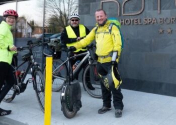 Wszyscy oglądają się za nim na ulicy, a on planuje podróż na jednym kole z Gdańska w Pieniny