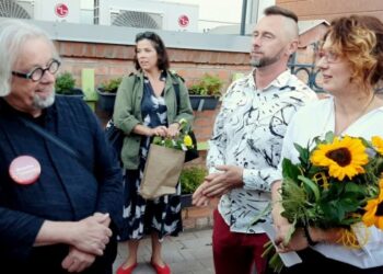 Artystyczno-towarzyskie życie Nie/wypalonych. Opowieści na wernisażu Joanny Sawickiej