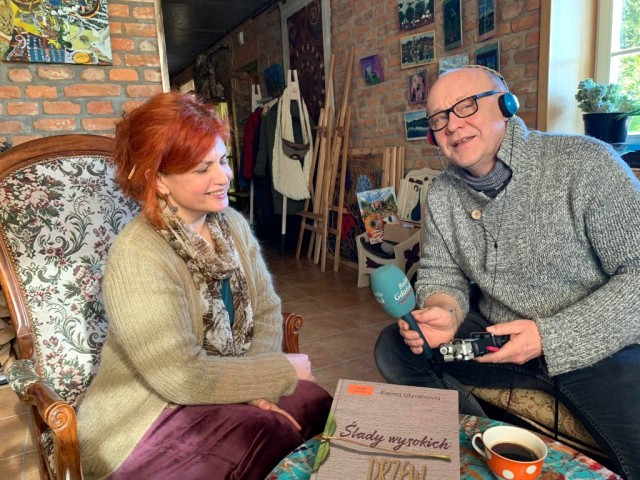 Druk botaniczny Eleny Ulyanovej, albo jak ze zwykłych liści zrobić szal wyglądający jak milion dolarów