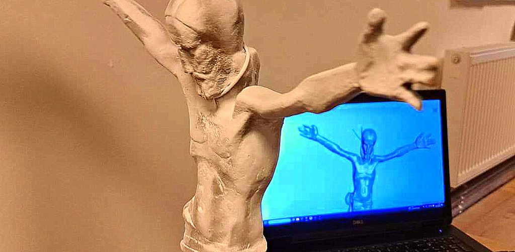 Chrystus, psie łapy i ręka wujka artysty – rozmowa o druku przestrzennym