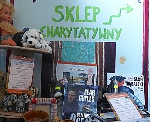 Cudów Szafa, czyli irlandzki sklep charytatywny na Morenie