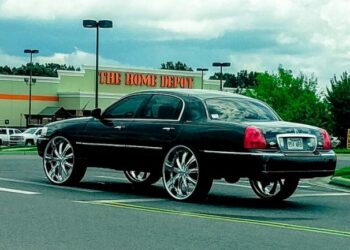 Kiedyś myśleli że country to wiocha, teraz ta muzyka brzmi w ich mieszkaniu i duszach