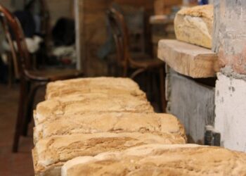 ’- Ja jestem niespotykanie spokojny człowiek – opowieść Wiesława Zbroińskiego przy pieczeniu chleba