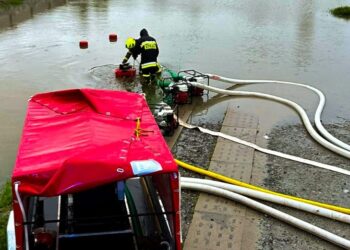 Trudna sytuacja w powiecie nowodworskim. Starosta: „Brakuje zestawów pompowych”
