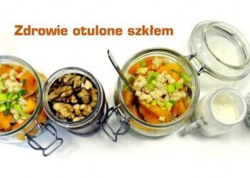 Moda na pudełkowe jedzenie nie jest zdrowa. Podobnie z piciem wody z plastikowej butelki