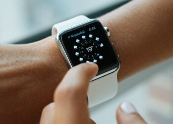 Przed nami zmiana czasu na letni. Komentatorzy: „Argumenty ekonomiczne nie zdały egzaminu”