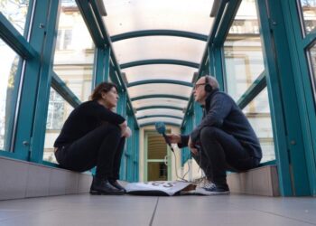 Nielada Historia dawnych banerów opowiedziana przez dziewczynę, która przyszła do radia z torbami